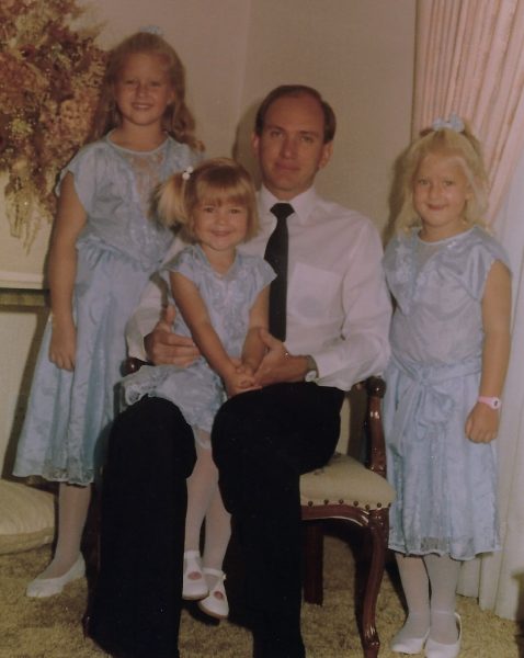Lynette, sisters and dad 
